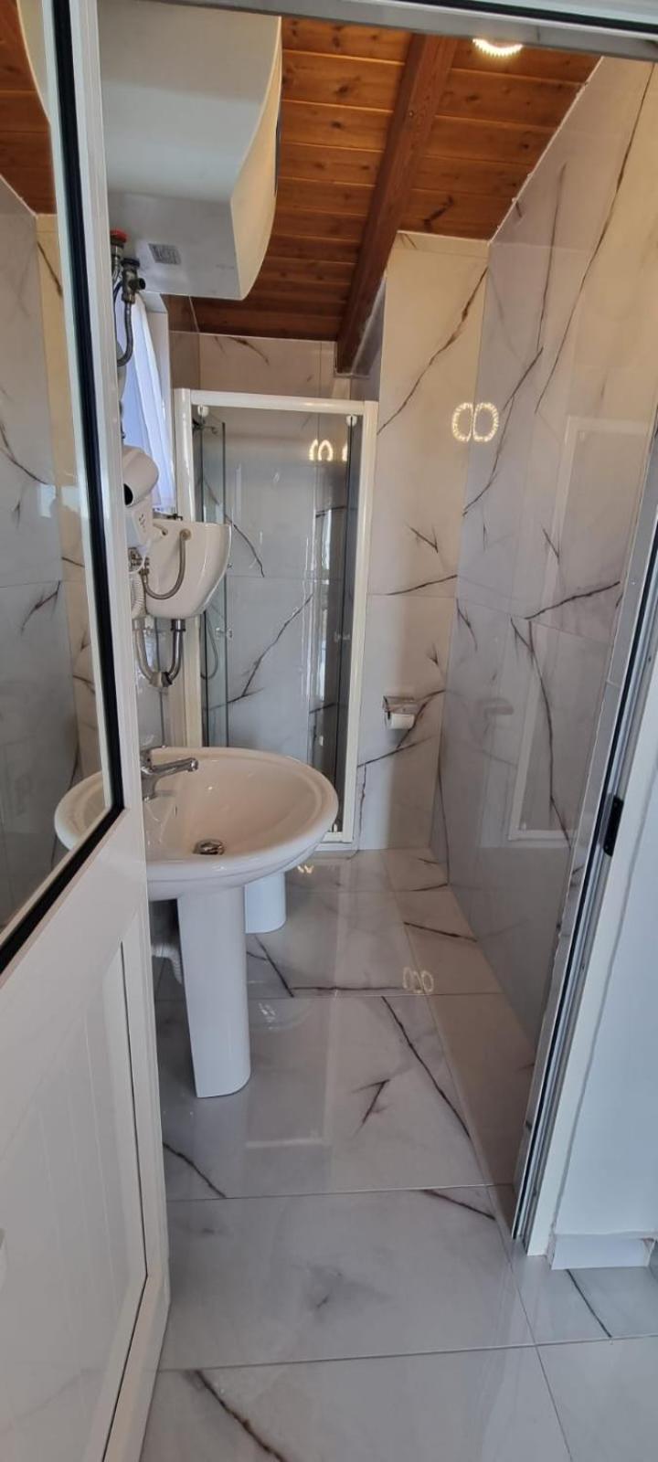 Hotel Restorant Olti Shetaj Zewnętrze zdjęcie