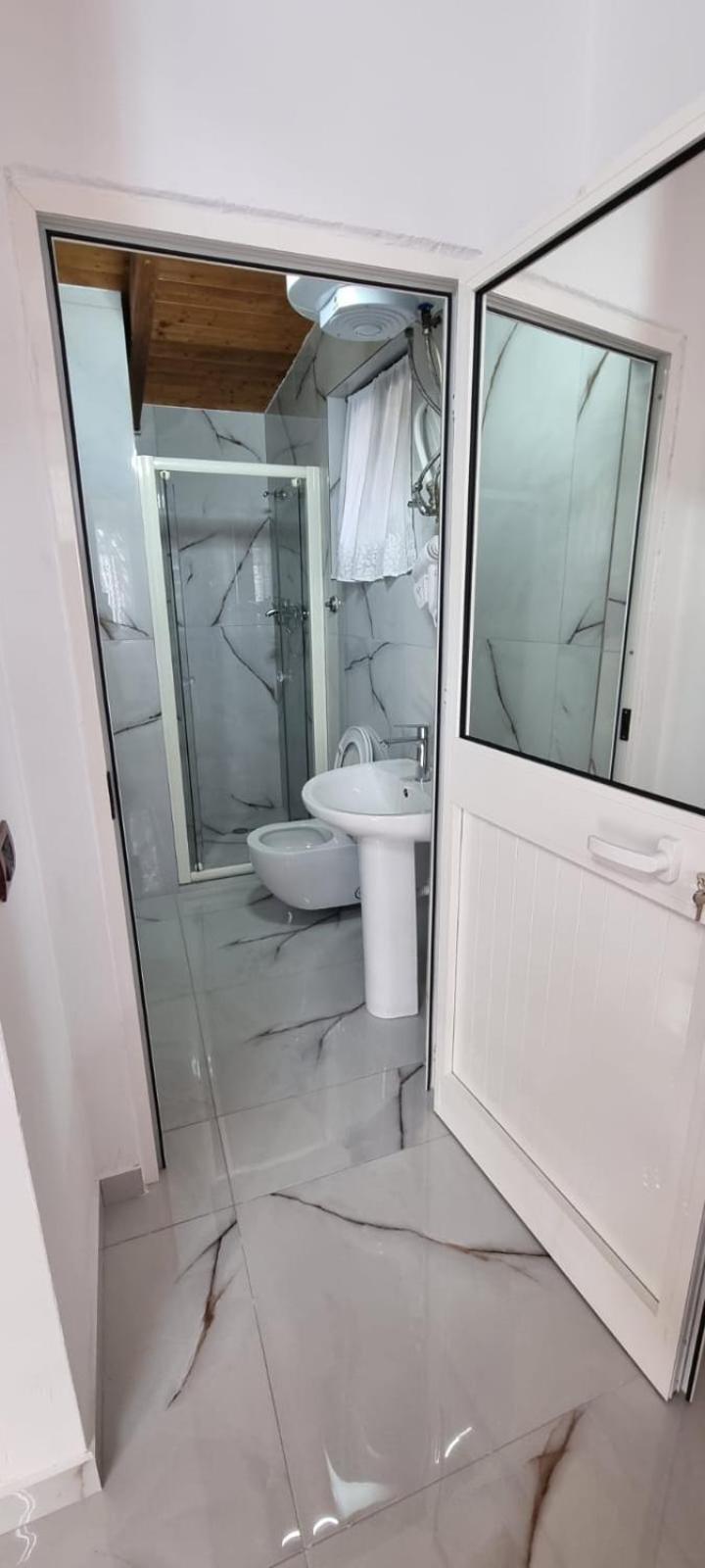 Hotel Restorant Olti Shetaj Zewnętrze zdjęcie